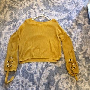 Cropped yellow sweater